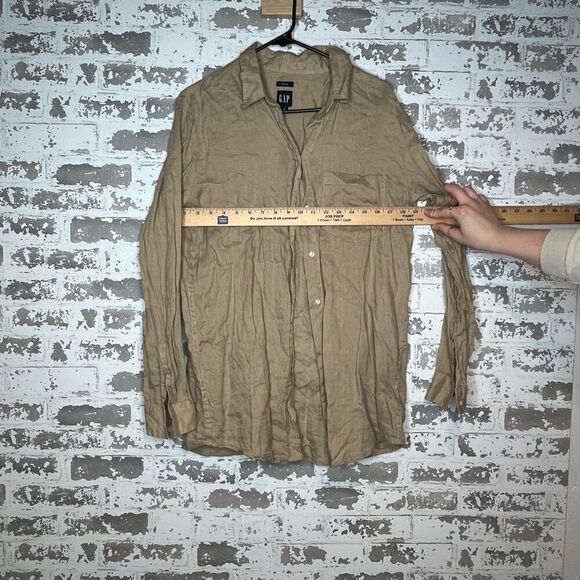 Gap | women tan button down linen top - Picture 5 of 8